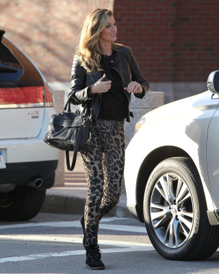 Gisele Bundchen pic #727159