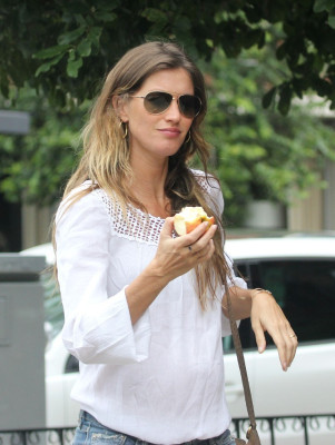 Gisele Bundchen pic #556559