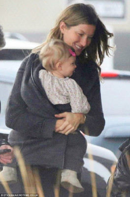 Gisele Bundchen pic #690546