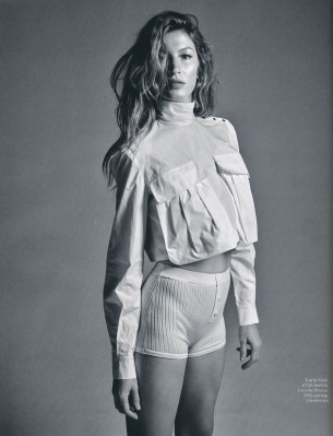 Gisele Bündchen – PorterEdit Magazine February 2019 Issue