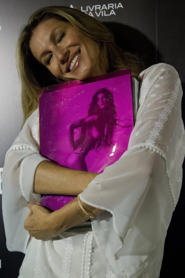 Gisele Bundchen pic #843276