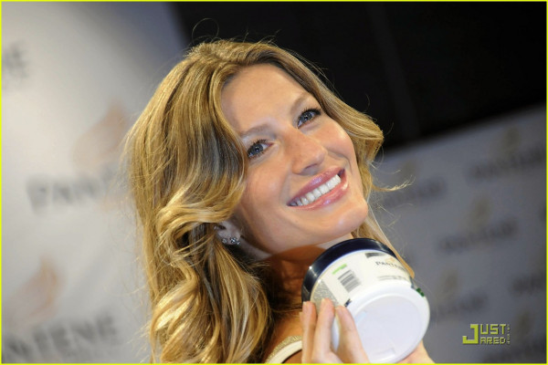 photo 28 in Gisele Bundchen gallery [id253778] 2010-03-30 00:00:00
