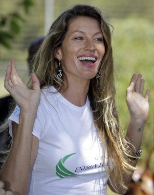 photo 6 in Gisele Bundchen gallery [id454078] 2012-01-23 00:00:00