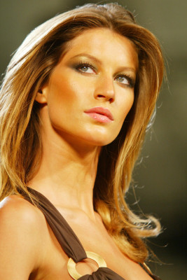 photo 12 in Gisele gallery [id142729] 2009-03-20 00:00:00
