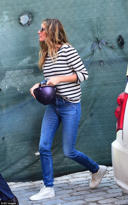 Gisele Bundchen pic #1045664