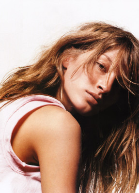 Gisele Bundchen pic #138323