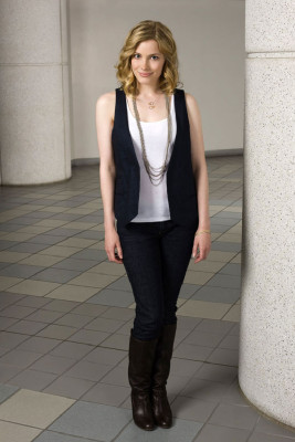 Gillian Jacobs pic #317063