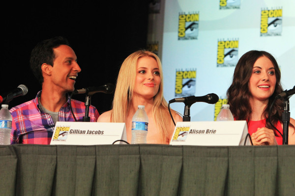 photo 8 in Gillian Jacobs gallery [id717929] 2014-04-06 00:00:00