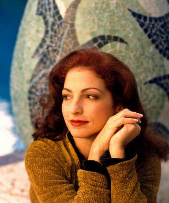 Gloria Estefan pic #830555