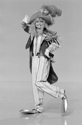 Goldie Hawn pic #209926