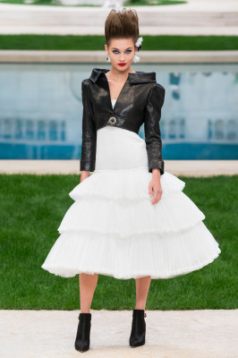  Chanel Haute Couture Fall/Winter 2019-2020 Fashion Show in Paris
