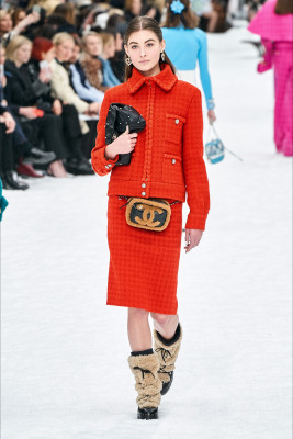 Сhanel Fall/Winter 2019 Fashion Show in Paris