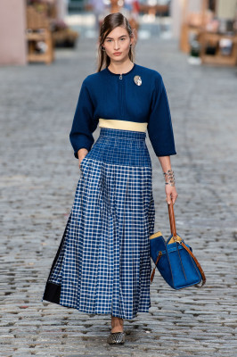 Grace Elizabeth - Tory Burch Spring/Summer 2022 Fashion Show in Milan