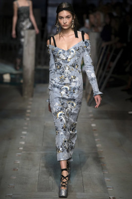Grace Elisabeth - ERDEM SPRING/SUMMER 2017 FASHION SHOW IN LONDON