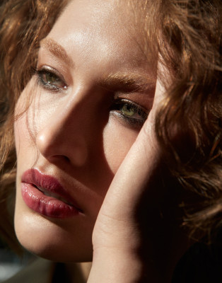 Grace Elizabeth - Vogue China 