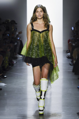 Grace Elizabeth - Jeremy Scott Spring/Summer 2019 Fashion Show in New York