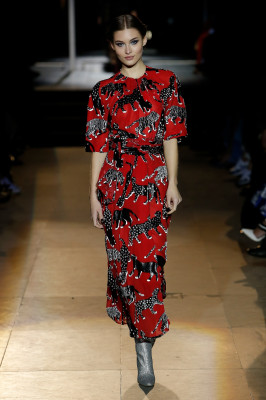 Grace Elizabeth - Carolina Herrera Autumn/Winter 2018 Fashion Show in New York