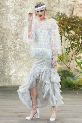 Grace Elizabeth - Chanel Spring/Summer 2018 Fashion Show in Paris