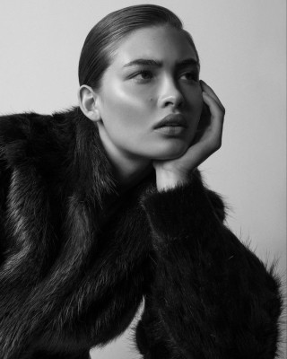 Grace Elizabeth - Unconditional Magazine 
