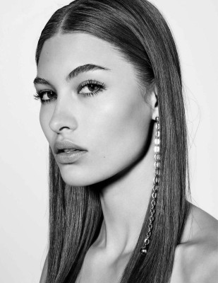 Grace Elizabeth - Vogue Spain 