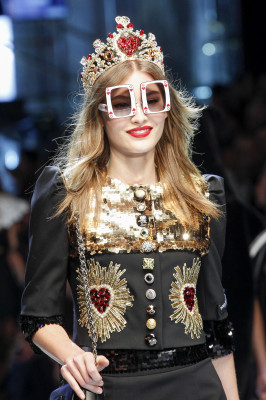 Grase Elisabeth - DOLCE&amp;GABANNA AUTUMN/WINTER 2017-18 FASHION SHOW IN MILAN