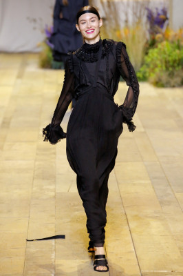 Grace Elizabeth - H&amp;M Studio SPRING/SUMMER FASHION SHOW IN PARIS