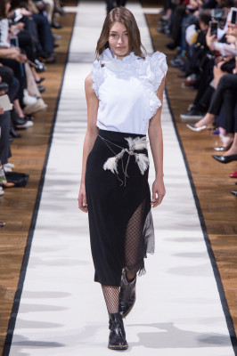 Grace Elizabeth - LANVIN FALL/WINTER 2017 FASHION SHOW IN PARIS