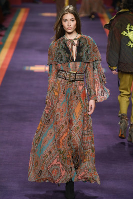 Grace Elizabeth - Etro Fall/Winter 2017 fashion show in Milan