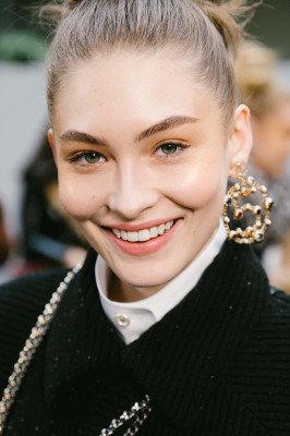 Grace Elizabeth - Chanel Autumn/Winter 2018 Fashion Show in Paris