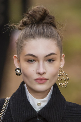 Grace Elizabeth - Chanel Autumn/Winter 2018 Fashion Show in Paris