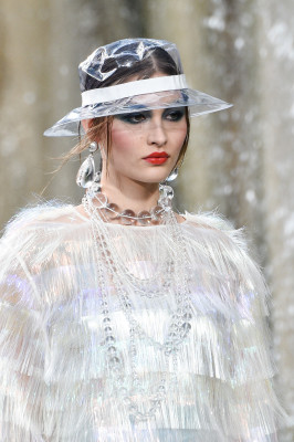 Grace Elizabeth - Chanel Spring/Summer 2018 Fashion Show in Paris