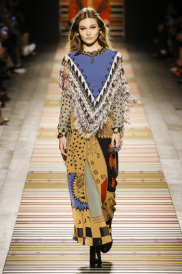  Grace Elizabeth - Etro Autumn/Winter 2018 Fashion Show in Milan