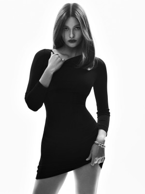 Grace Elizabeth by Max Papendieck for V Magazine // 2021