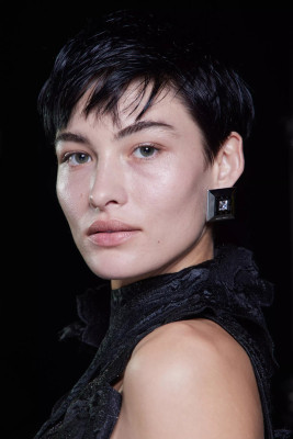 Grace Elizabeth for Alberta Ferretti FALL 2023 READY-TO-WEAR 