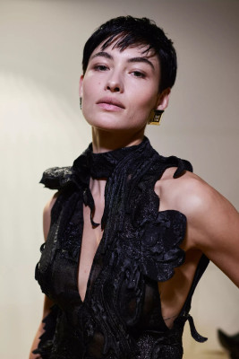 Grace Elizabeth for Alberta Ferretti FALL 2023 READY-TO-WEAR 