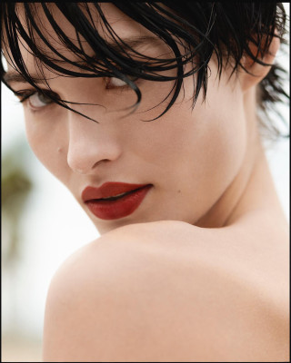 Grace Elizabeth by Blair Getz Mezibov for V Magazine (S/S 2022)