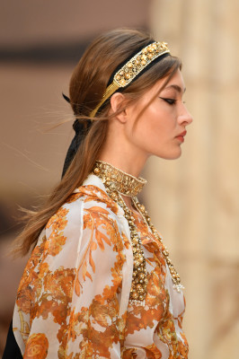 Grace Elisabeth - CHANEL CRUISE 2017-2018 FASHION SHOW IN PARIS