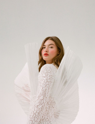 Grace Elizabeth – Photoshoot for CR Fashion Book 2018