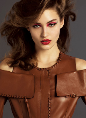 Grace Elizabeth – Photoshoot for V Magazine Italia issue #111 Spring 2018