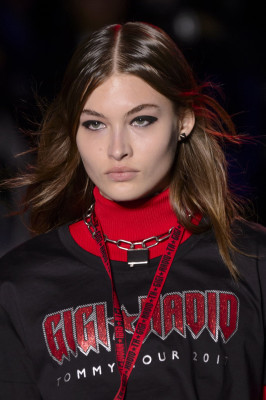 Grace Elizabeth -Tommy Hilfiger Spring/Summer 2018 Fashion Show in London