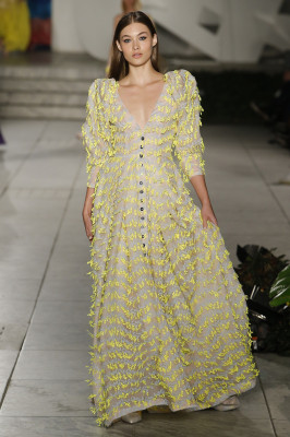 Grace Elizabet Carolina Herrera Spring/Summer 2018 Fashion Show in New York