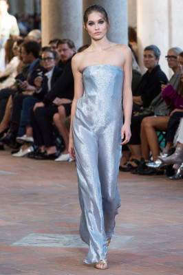 Grace Eizabeth - ALBERTA FERRETTI SPRING/SUMMER 2018 FASHION SHOW IN MILAN