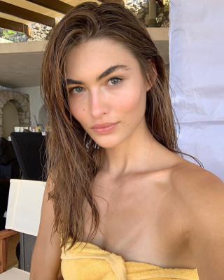 Grace Elizabeth pic #1192465
