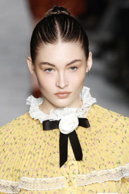 Grace Elizabeth - Philosophy Fall/Winter 2018 Fashion Show in Milan