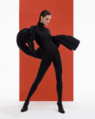Grace Elizabeth by Sølve Sundsbø for US Elle (February 2022)