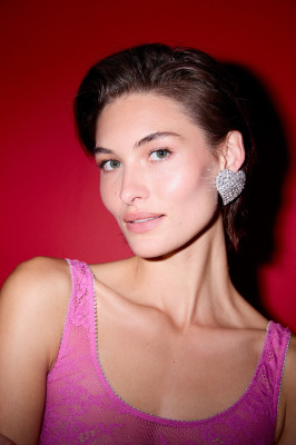 Grace Elizabeth for VS Valentine’s Day 2025