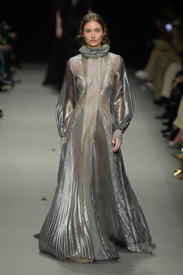 Grace Elizabeth -  2022 Alberta Ferretti Fashion Show 02/24/2022