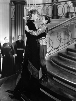 Greta Garbo pic #400976