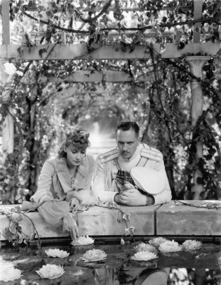 photo 24 in Greta Garbo gallery [id401832] 2011-06-14 00:00:00
