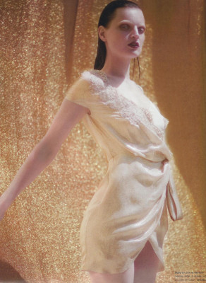 Guinevere van Seenus pic #271135
